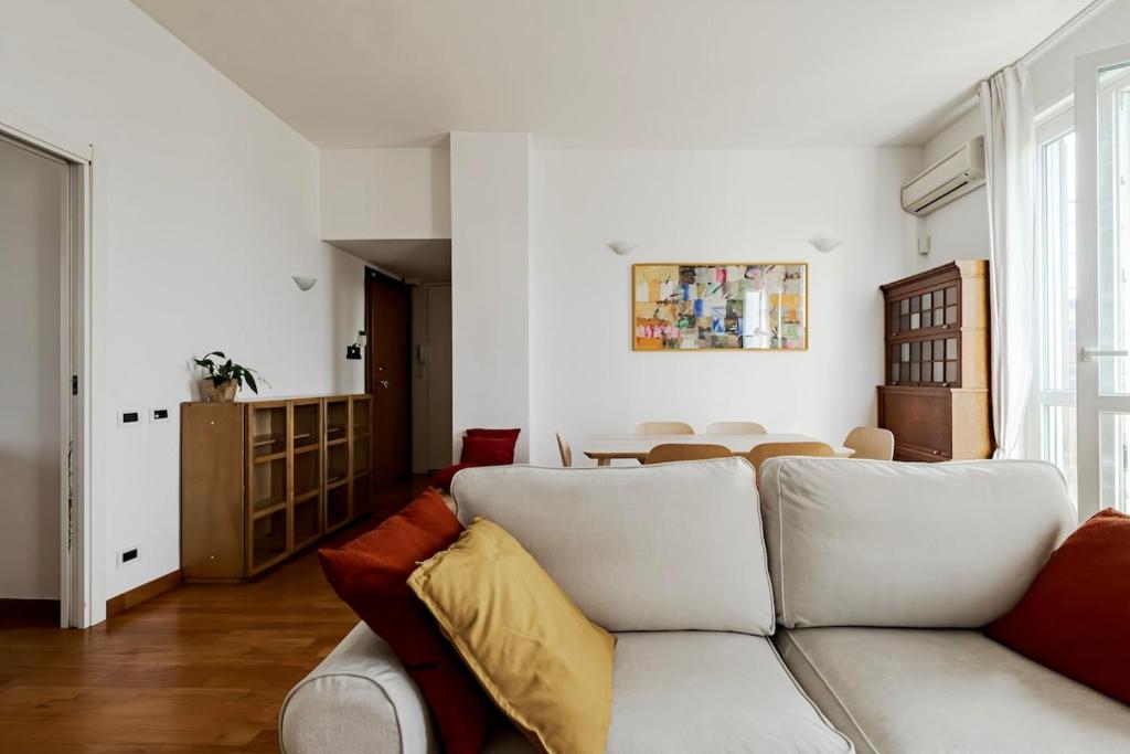 City center rooftop with terrace in porta Romana - 3