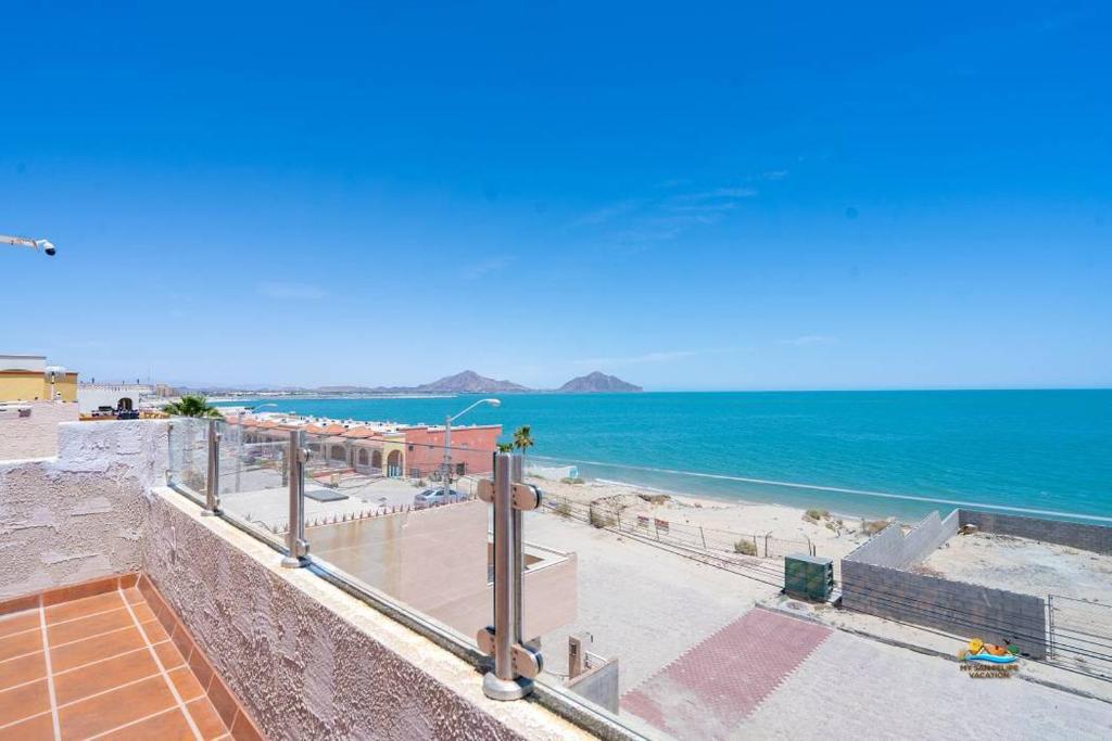Villa Las Palmas Beachview Rental - Casita de Playa - 3