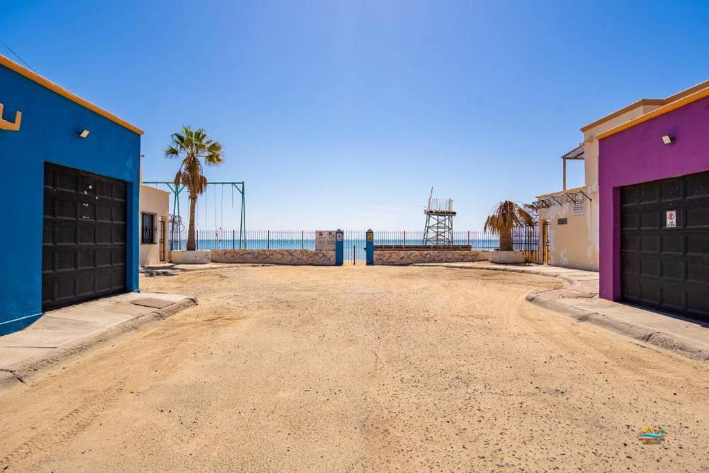 San Felipe downtown rental Condo - Steps to the Beach. Walk to Malecon - 1
