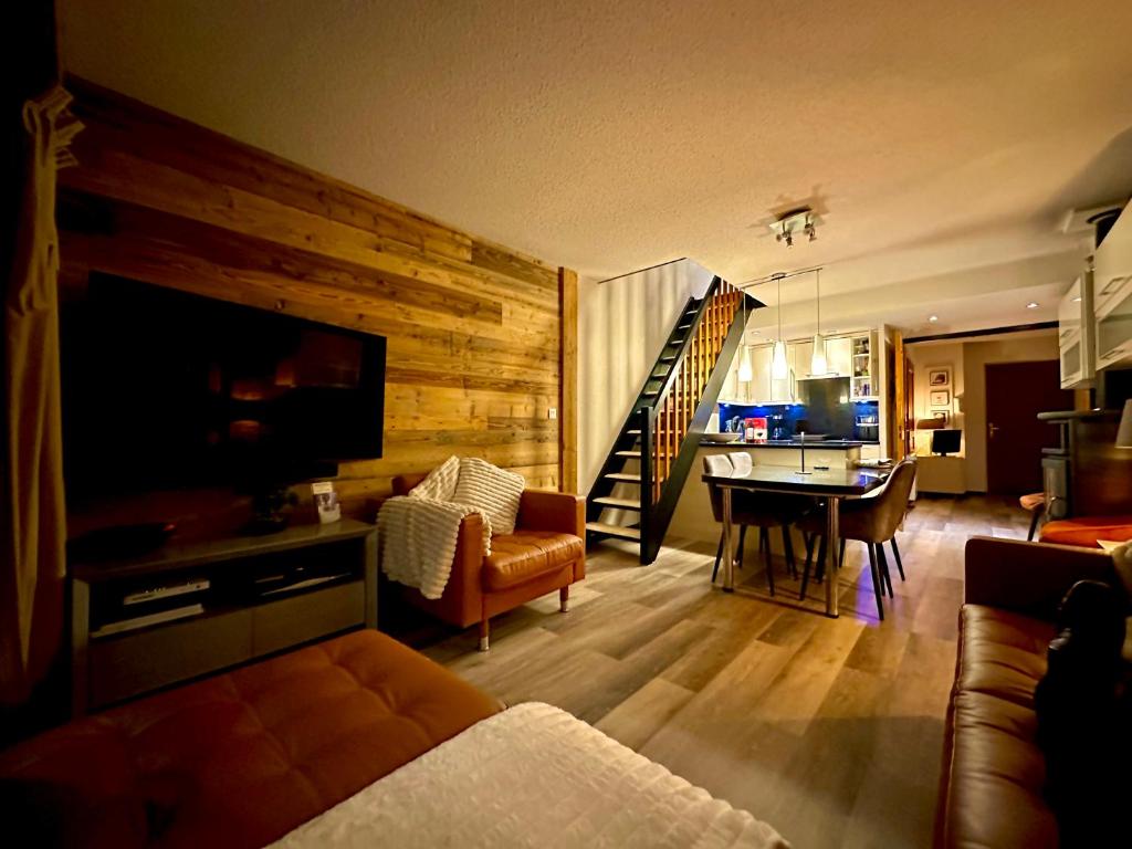 Les Ecureuils Squirrel Lodge - 1