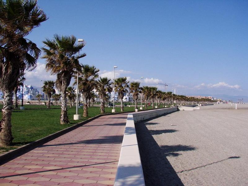 Apartamentos Estrella De Mar — Beach in Roquetas de Mar, Andalusia