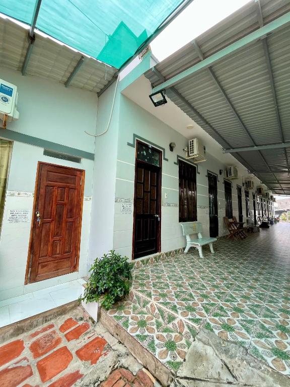 Nhà nghỉ Vân Hùng
