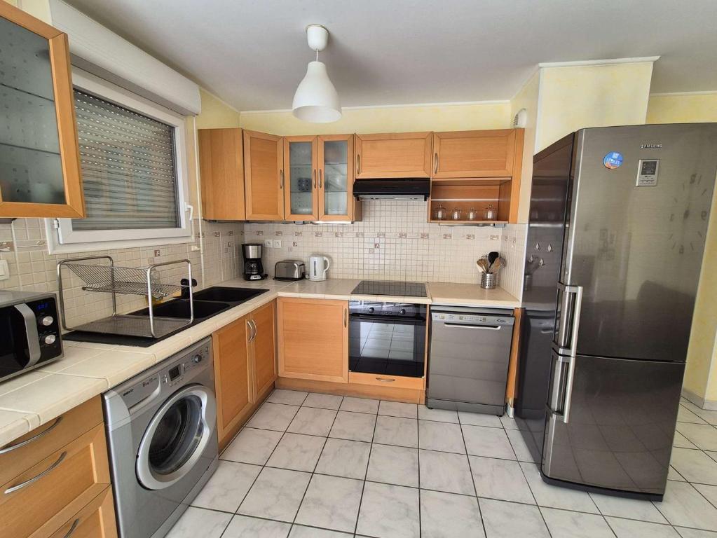 Neuf, 2 chambres, tout confort, ascenseur,Wifi....à pied de la Marina - 5