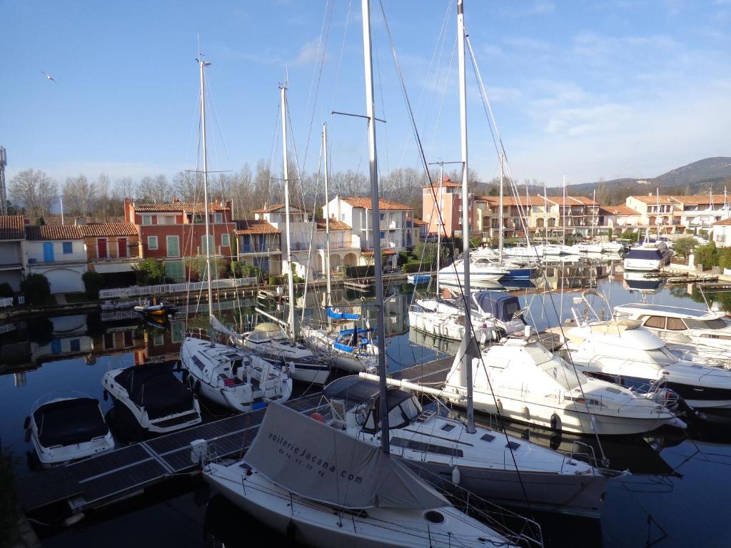 appartement avec vue sur bateau - 3