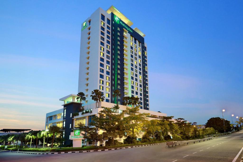 Exterior view, Holiday Inn Melaka By IHG in Malacca