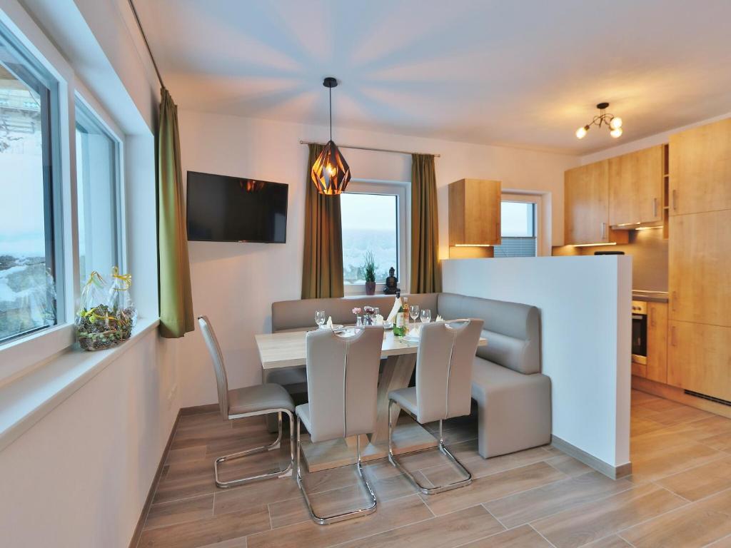 Apartment in Piesendorf near Ski Slopes - 3