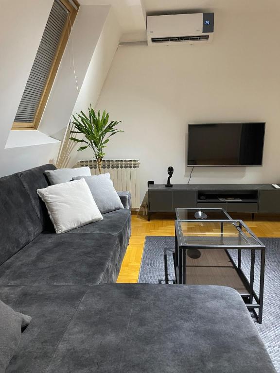Apartment in the center with free parking - 4