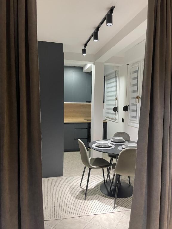 Apartment in the center with free parking - 5