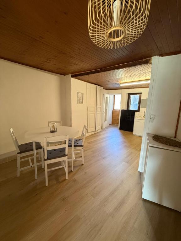 Face au chateau - 3