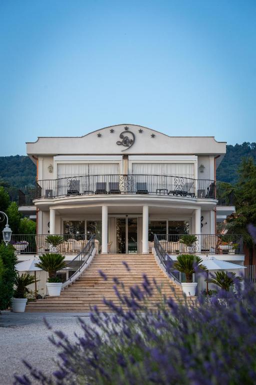 Ludwig Boutique Hotel & Spa - 1
