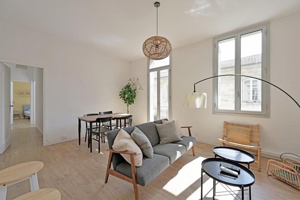 JADE - Clim - Proche Halles - 2 chambres - 2