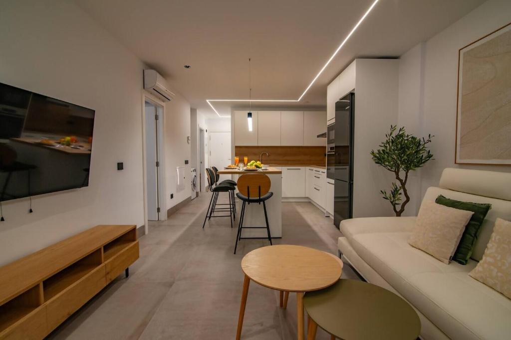 ¡Despierta junto al mar en Tamaima Suite! - 4