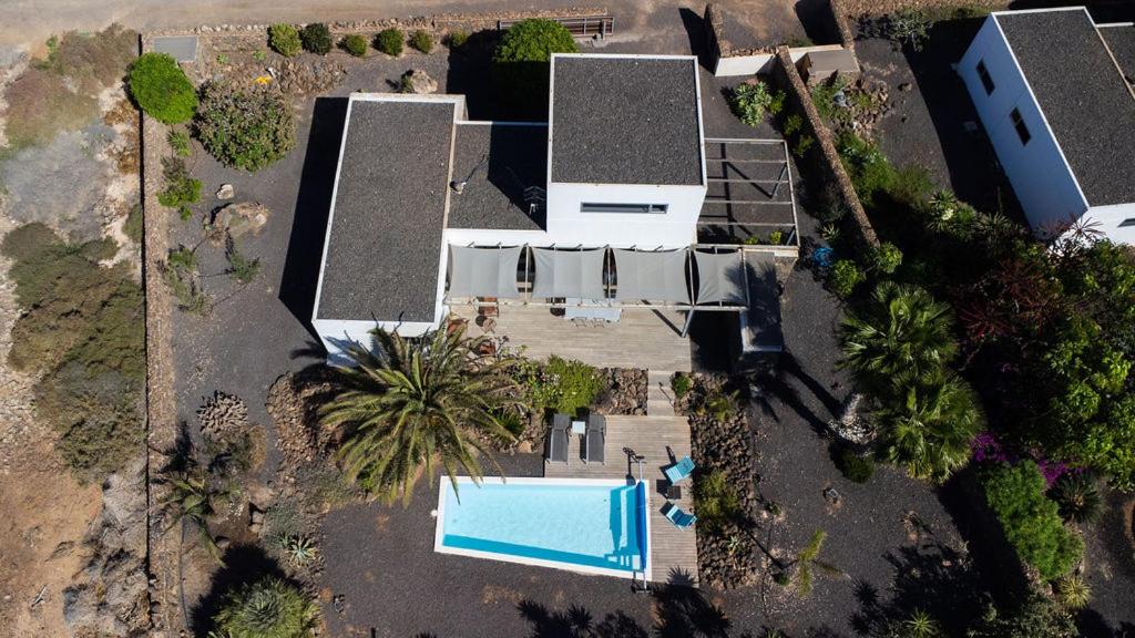 Majanicho Rock - villa with heated pool - 2