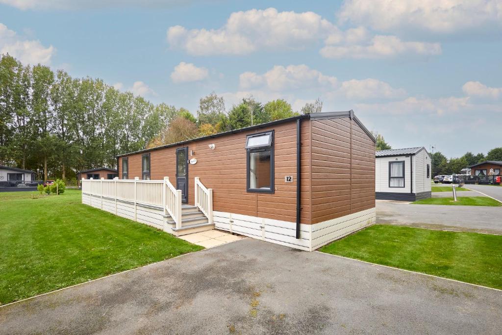 Tarn Lodge, Allerthorpe photo 5