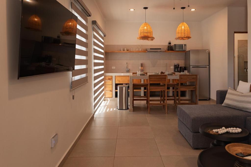Palma Suite 302 in Downtown La Paz Downtown 2BR Suite with Parking & Pool - 2