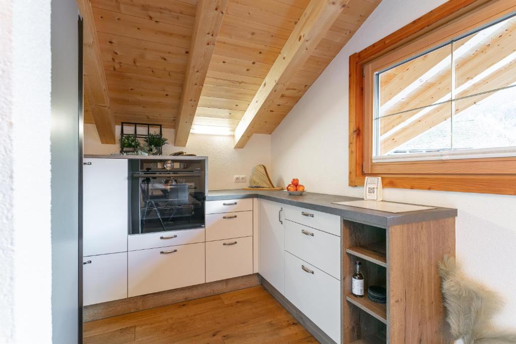 Kast'l Apartments - 4