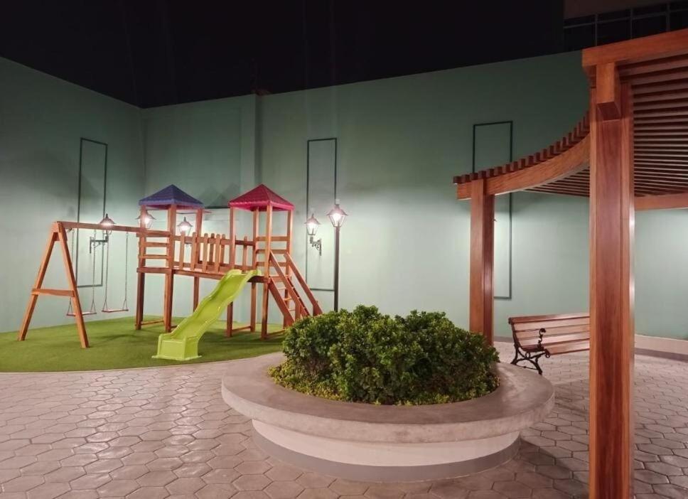 Apartment overlooking the water park - 2