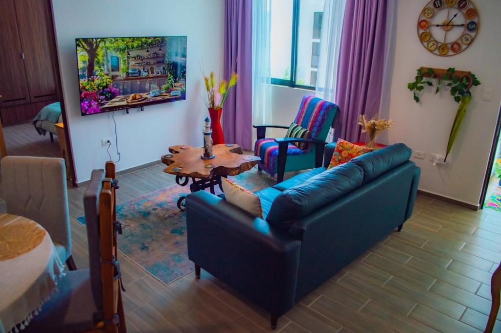 Full Kitchen, Great View, Historic Center, Quiet - 3
