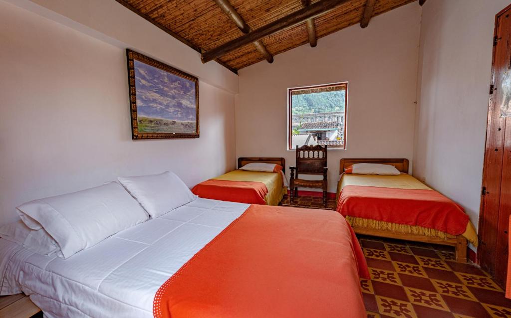 Hotel Kantarrana Urbana Jardin - 2