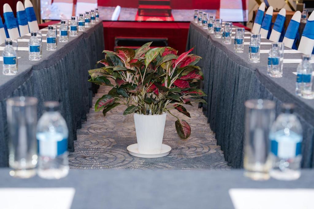 Banquet hall