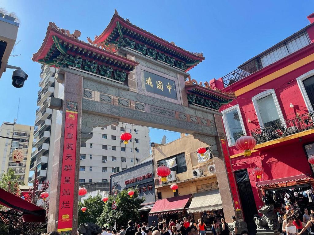 Bohemian China Town Art Room - 5