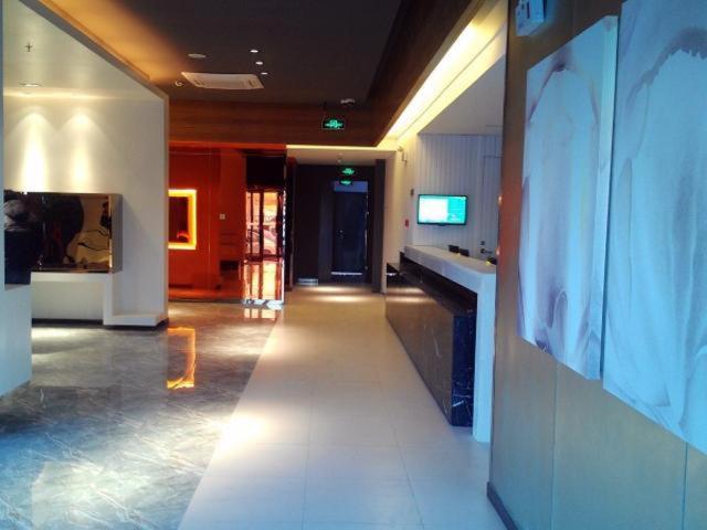 Jinjiang Inn Select Nanjing South Railway Station North Square photo