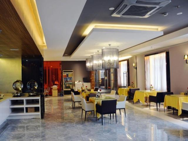 Jinjiang Inn Select Nanjing South Railway Station North Square photo