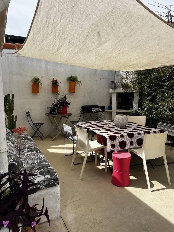 Villa avec Piscine privée climatisation et wifi équipée pour 6 personnes - 6VHIP3 - 4