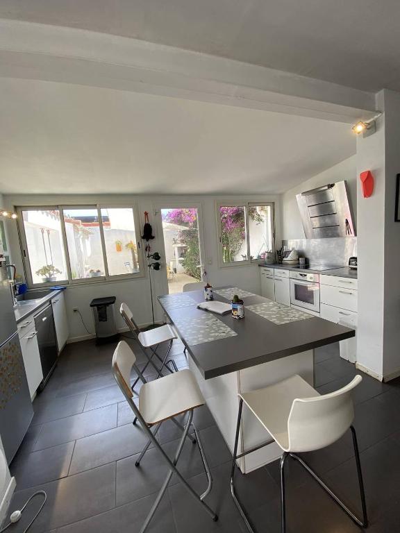 Villa avec Piscine privée climatisation et wifi équipée pour 6 personnes - 6VHIP3 - 5