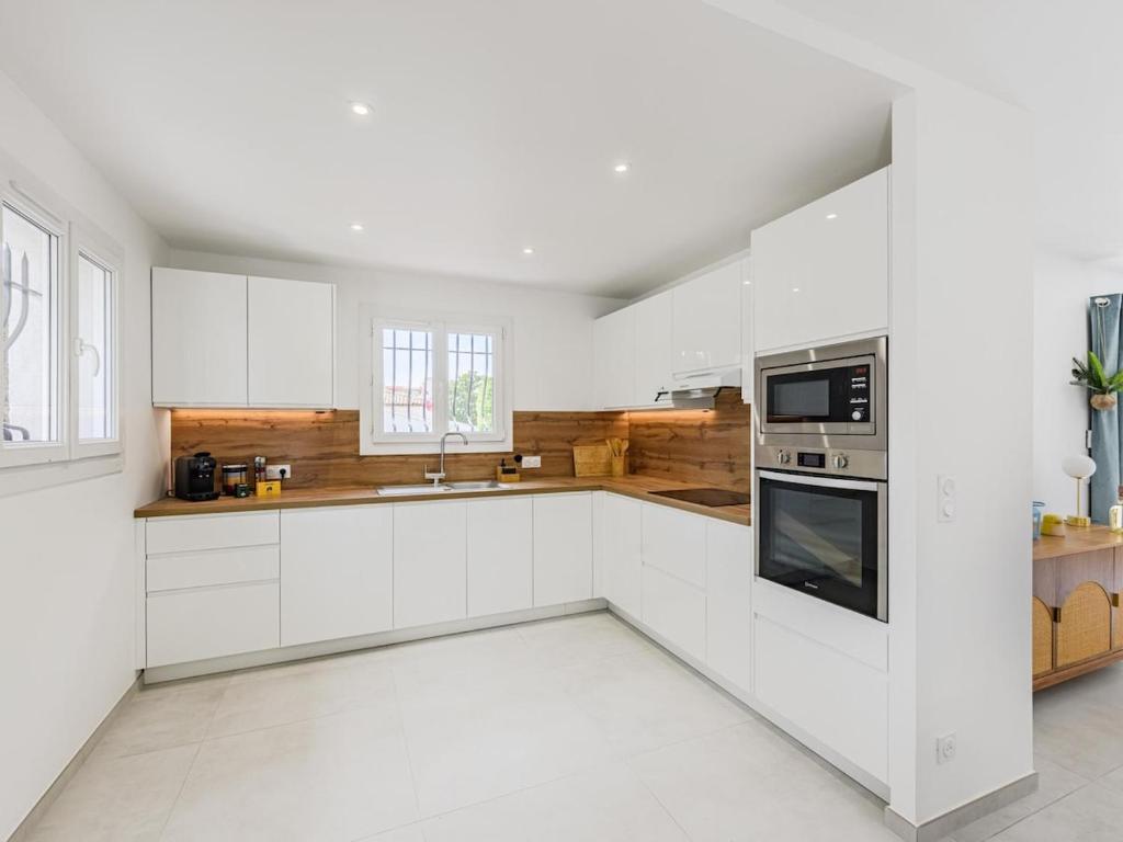 3 chambres - Parking - Clim - moins de 800m de la plage - 5