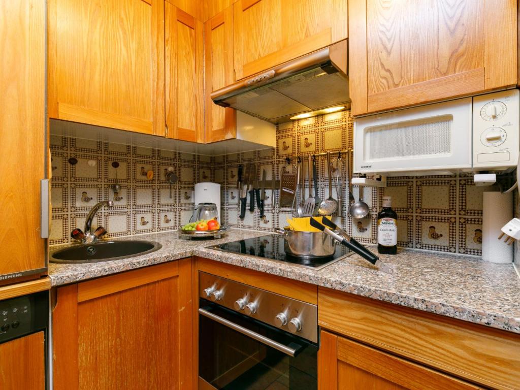 Apartment Apt-31 by Interhome - 4