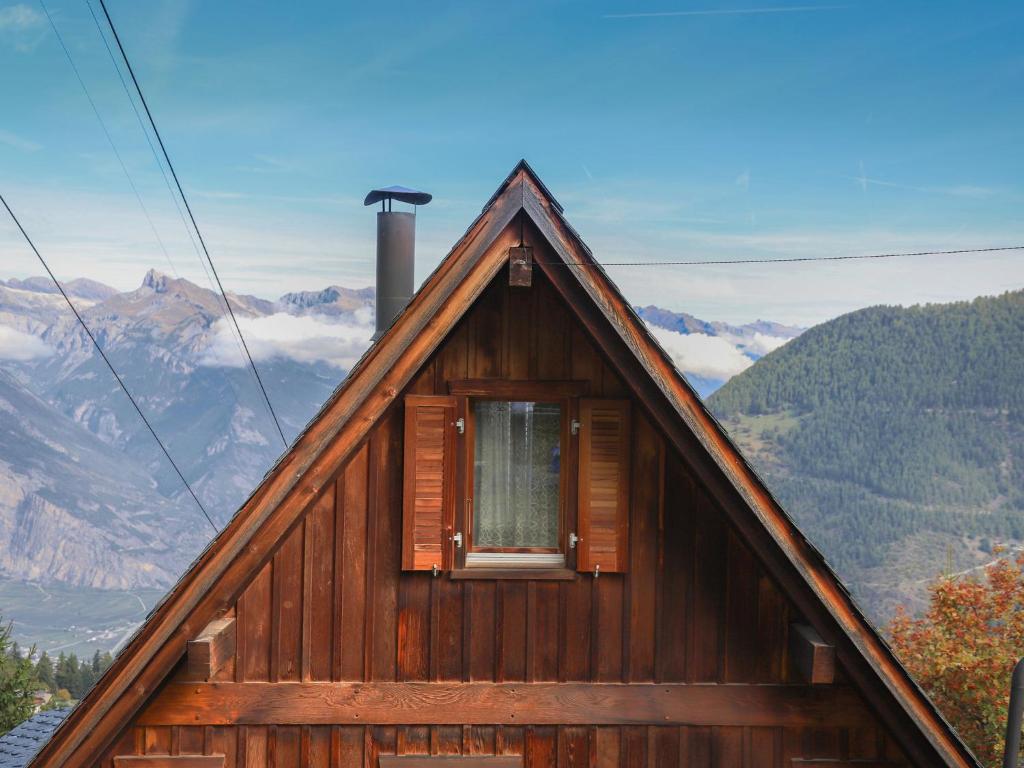 Chalet Chalet Les Portes by Interhome - 5