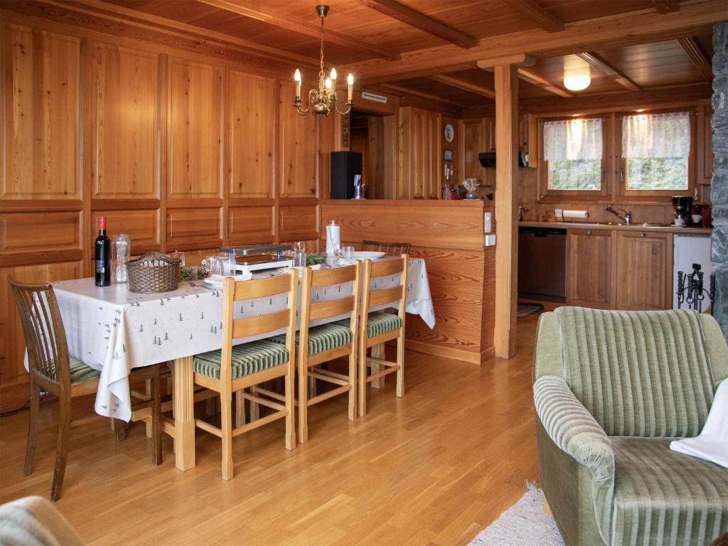 Chalet Chalet Les Portes by Interhome - 2