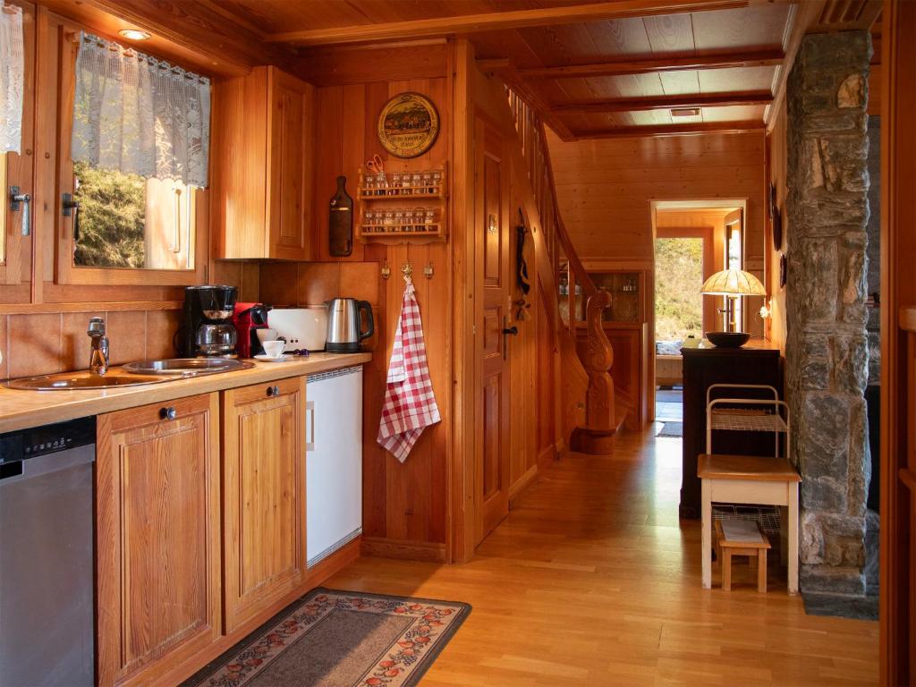 Chalet Chalet Les Portes by Interhome - 4