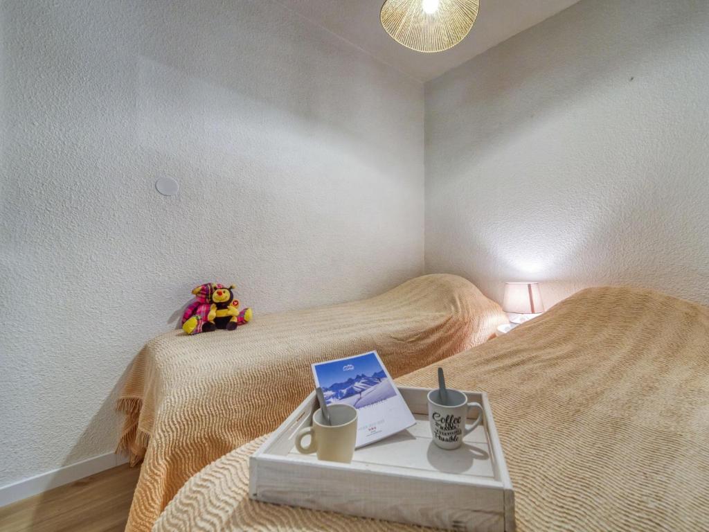 Studio Vostok Zodiaque-45 by Interhome - 4