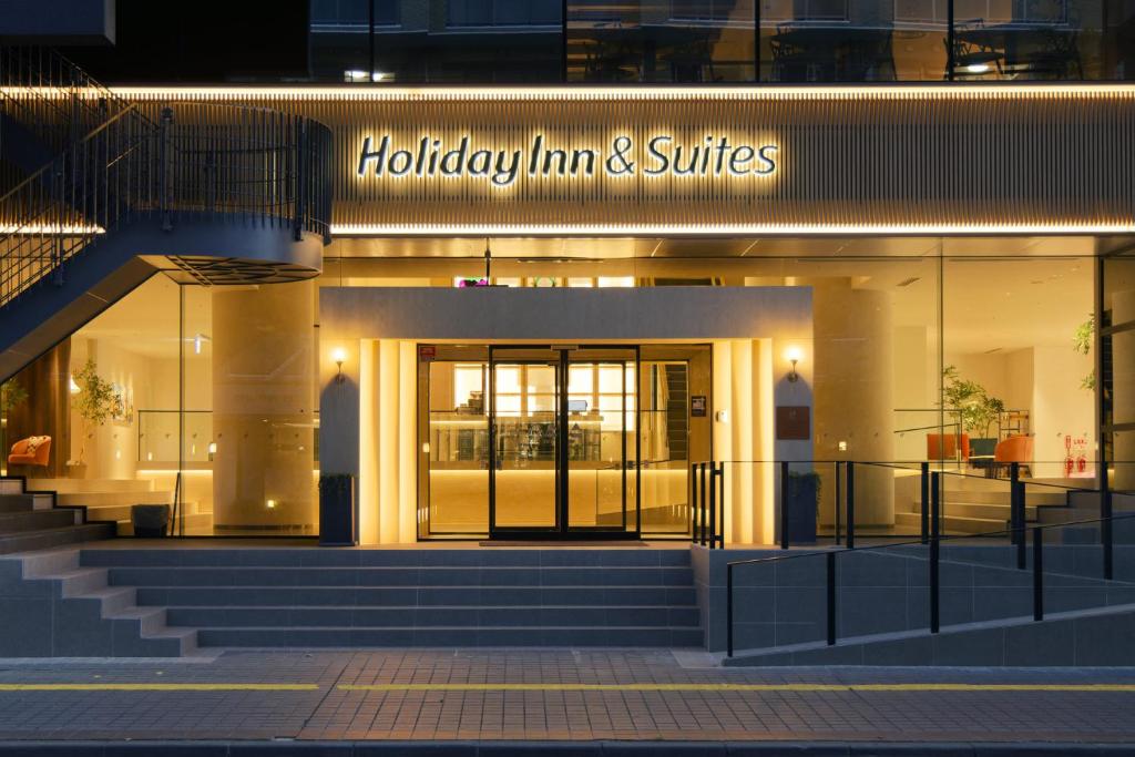 Exterior view, Holiday Inn and Suites Sapporo Odori Park by IHG in Sapporo