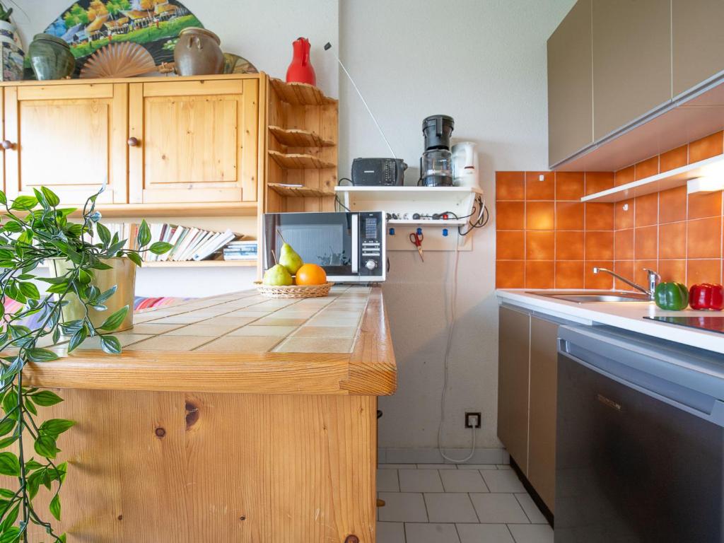 Studio du Parc II-1 by Interhome - 3
