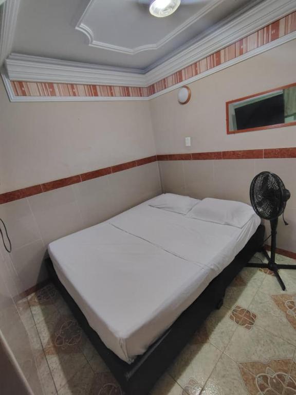 La Hermosa Hotel - 4