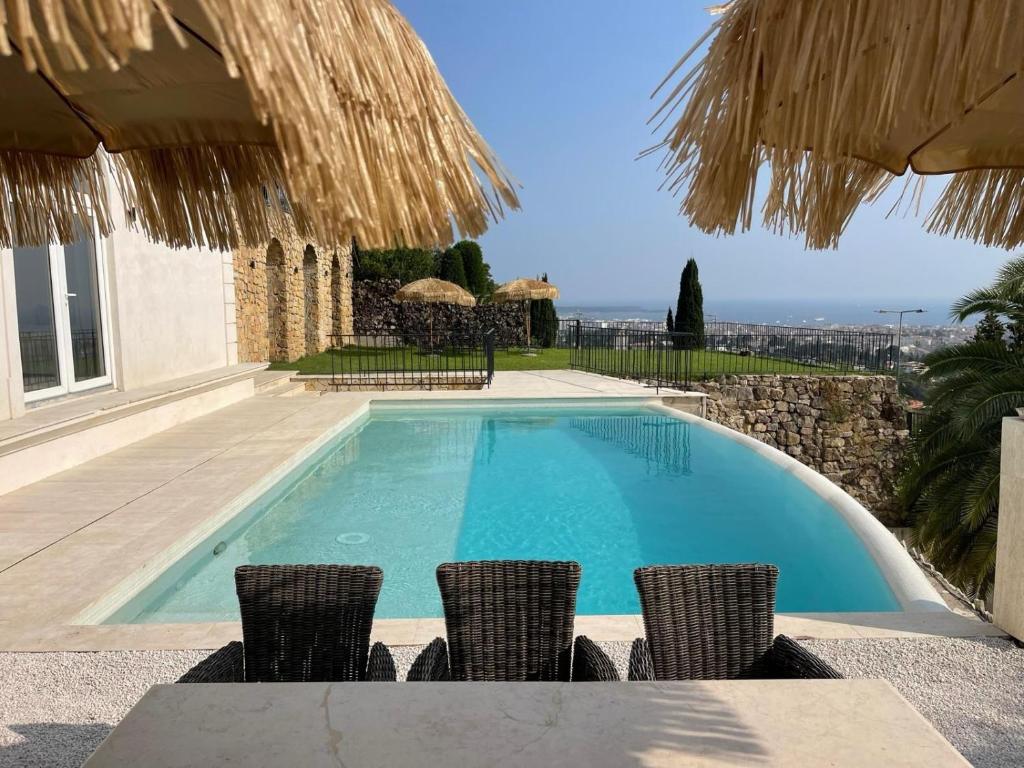 Grande villa, 6 chambres, vue mer, montagne & ville de Cannes - 3
