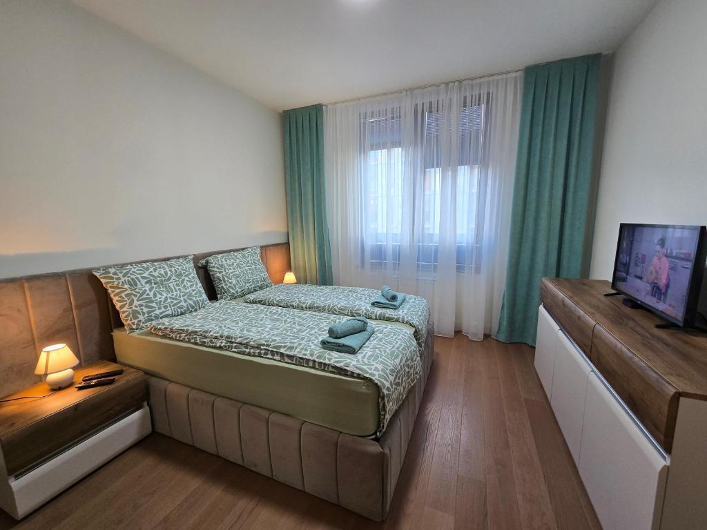 BW Quartet 302 deluxe apartments - 4