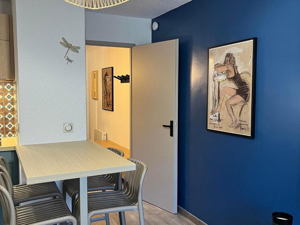 Studio rénové avec balcon, parking privé, proche des pistes - 4 pers - FR-1-737-103 - 3