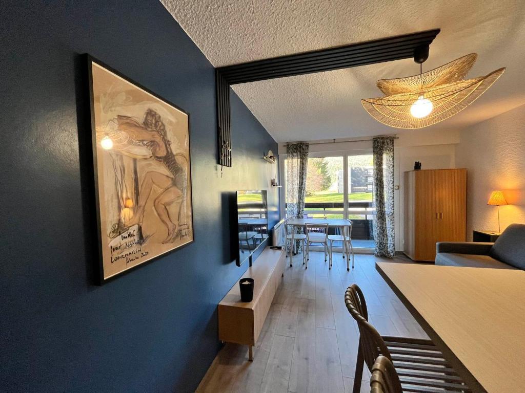 Studio rénové avec balcon, parking privé, proche des pistes - 4 pers - FR-1-737-103 - 4