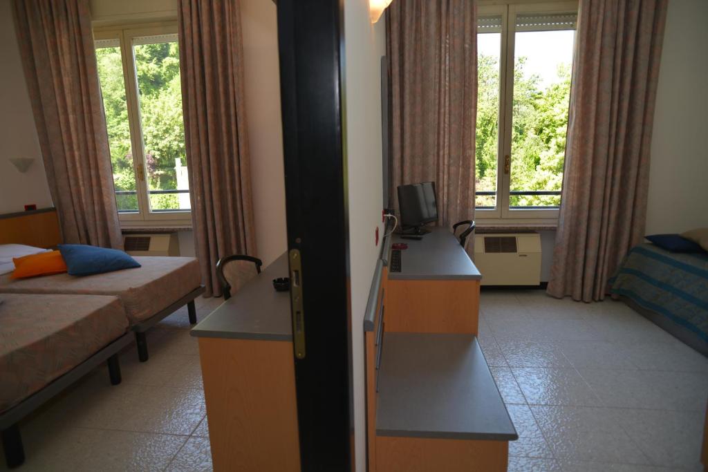 Hotel Salus photo