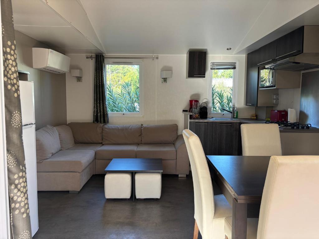 Mobil home 6 personnes - 2
