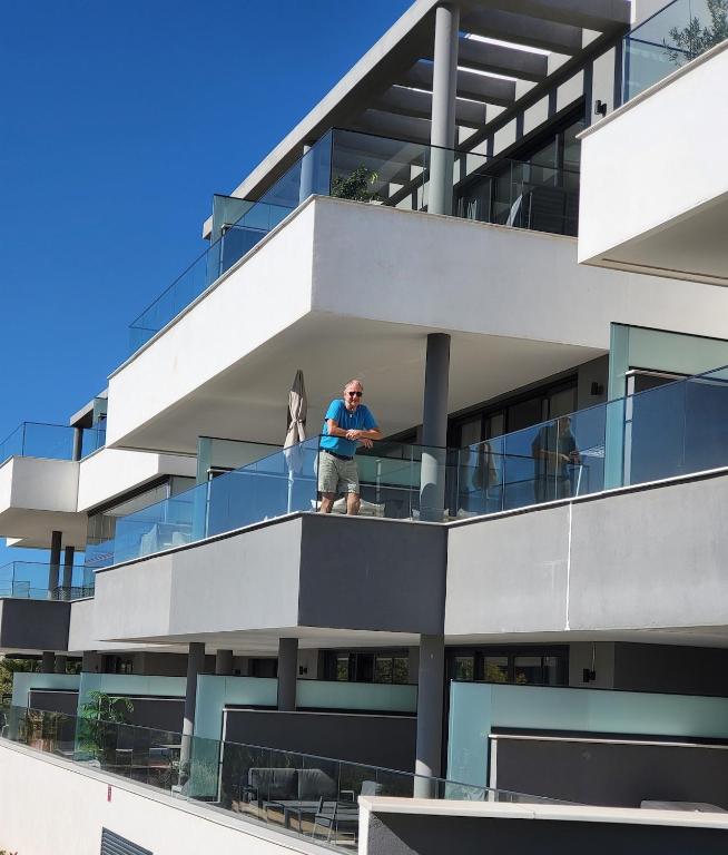 The blue apartment in Las Mesas, Estepona - 2
