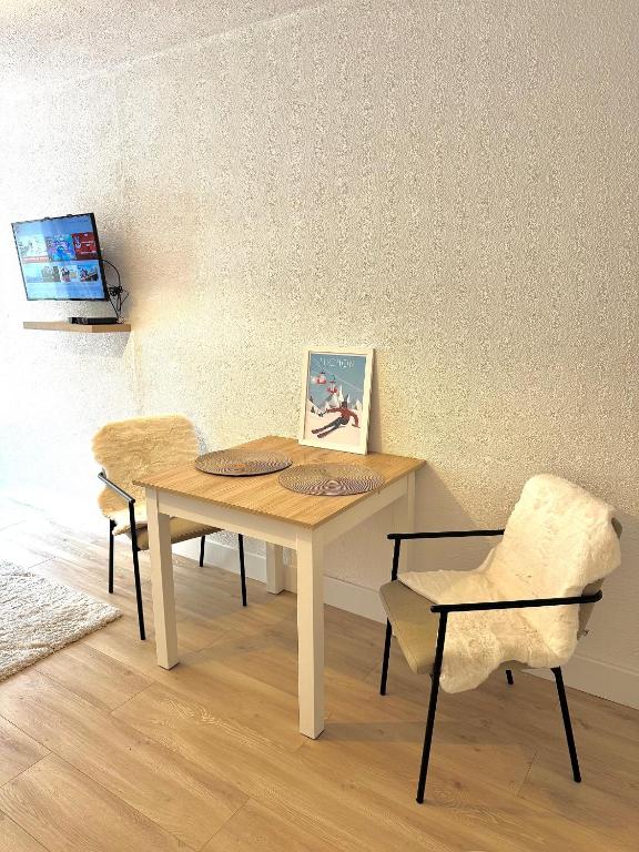 Studio 2 personnes parking balcon WIFI - 2