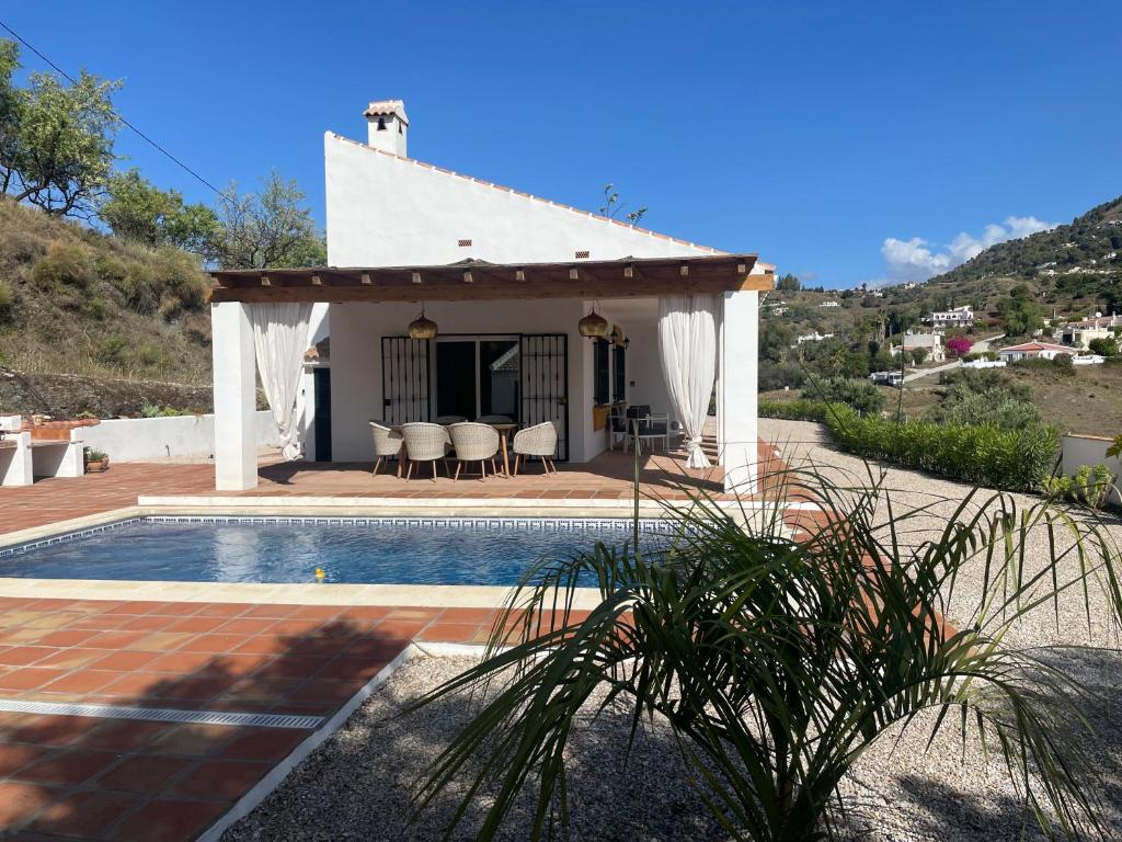 Casa Calmante - Stunning 3-bedroom Villa with Private Pool - 3