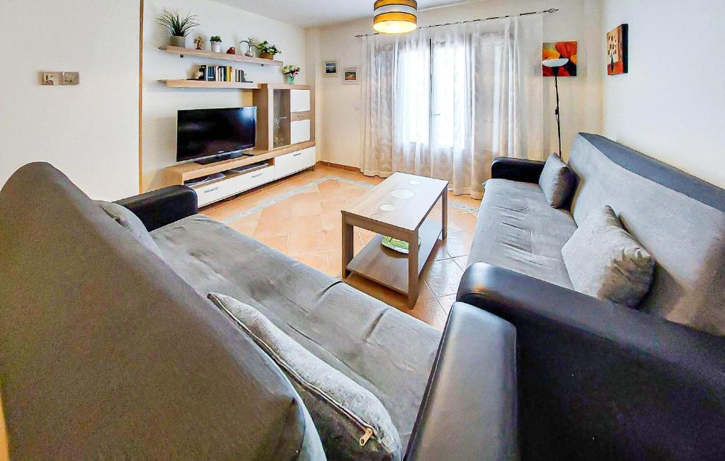 Amazing Apartment In Costa Esuri - Ayamonte - 4
