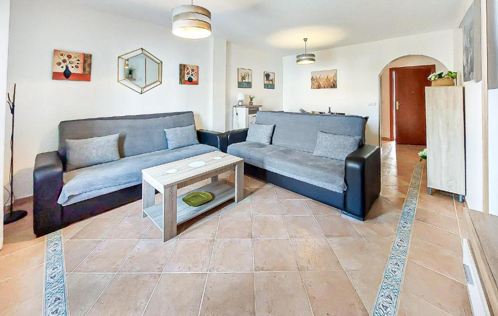 Amazing Apartment In Costa Esuri - Ayamonte - 5