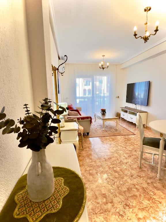 Cozy 2 bedroom apartment near Los Locos Beach - 1